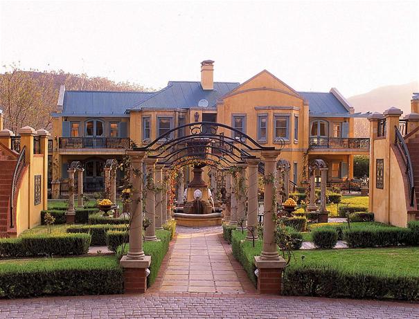 An Engaging and Romantic Weekend in Franschhoek