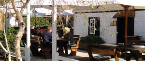 Lunch at Knysna''s smallest pub