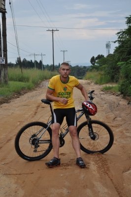 One cyclist, One Country, 9000km in 70 days.