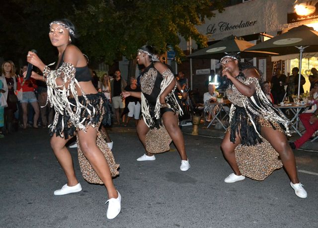 Top township ensemble takes to the oak lined street